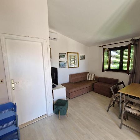 Apartments Dara Rogoznica  Extérieur photo