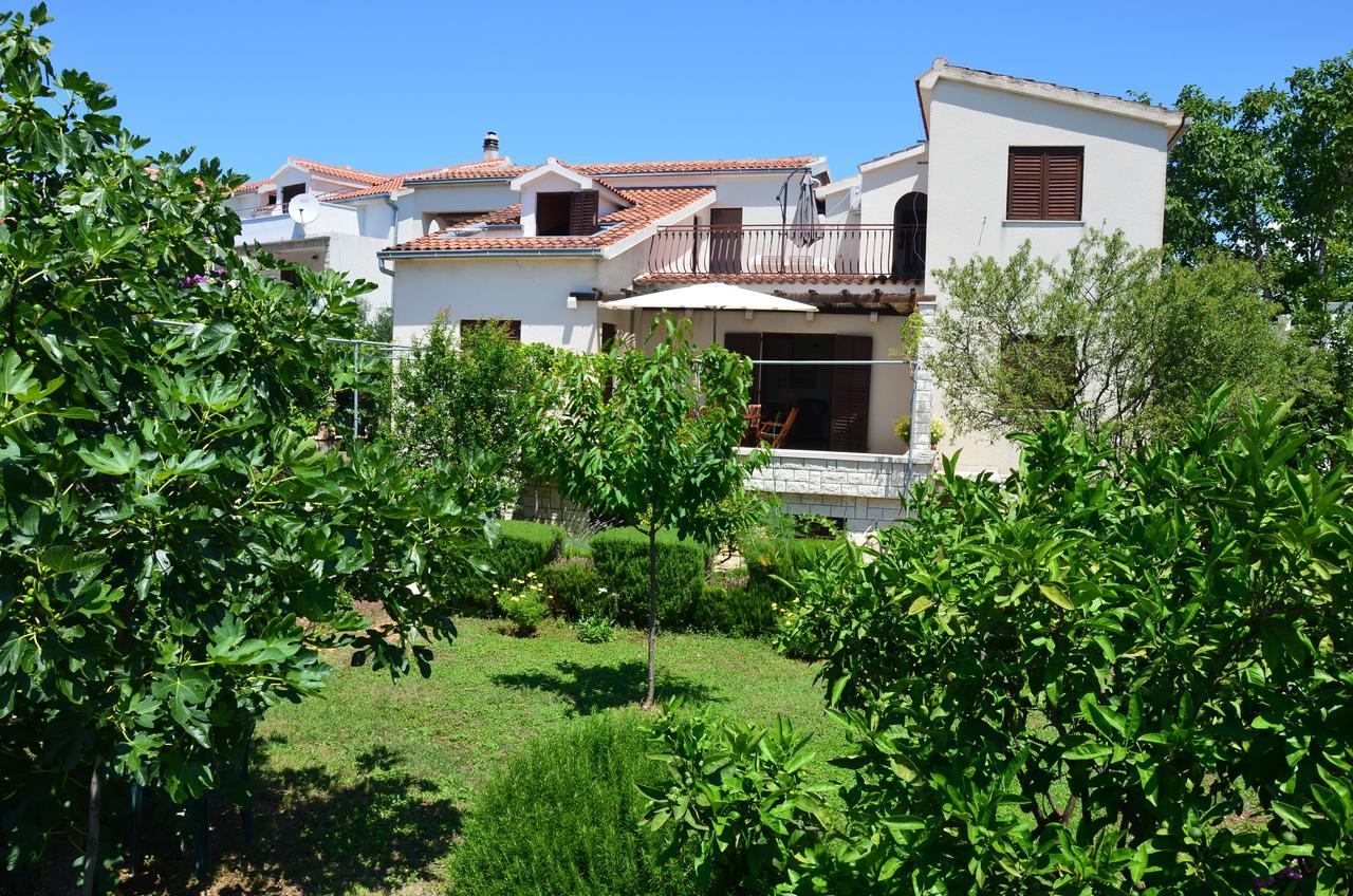 Apartments Dara Rogoznica  Extérieur photo