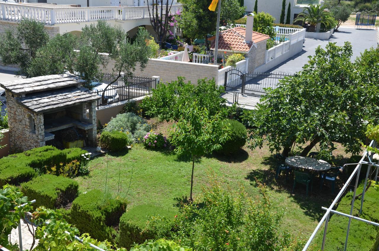 Apartments Dara Rogoznica  Extérieur photo